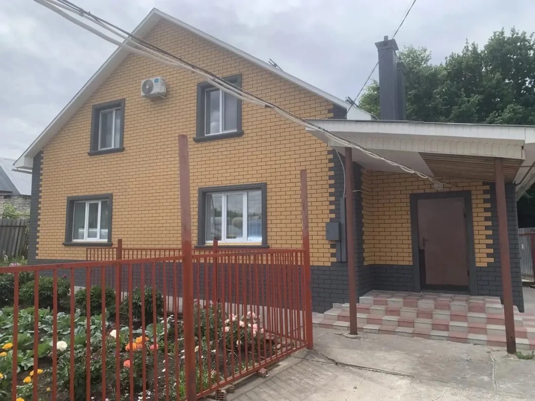 Термопанели под ключ на большом загородном доме — клинкерная плитка